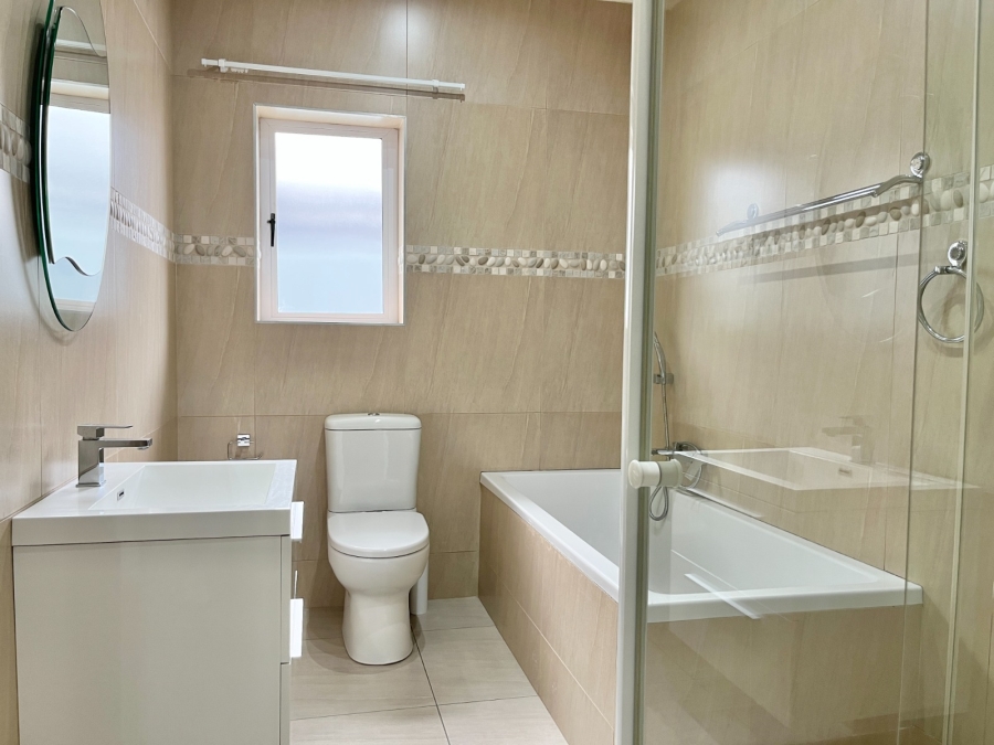 3 Bedroom Property for Sale in Kraaibosch Country Estate Western Cape